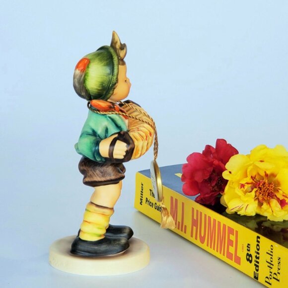 Hummel Figurine -TMK 7 - Number 185 - Accordion Boy - First Issue 1994 - Picture 7 of 8